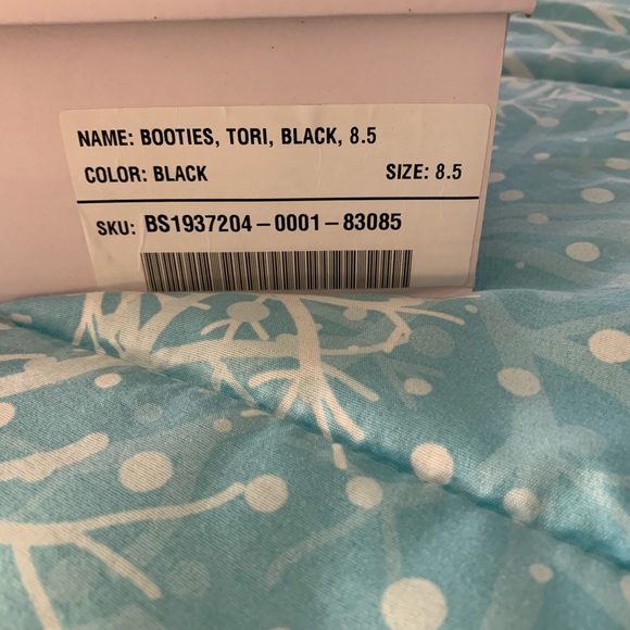 JustFab Tori Stiletto Bootie - Picture 5 of 5